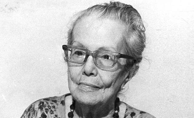 Dulce María Loynaz y Muñoz.
