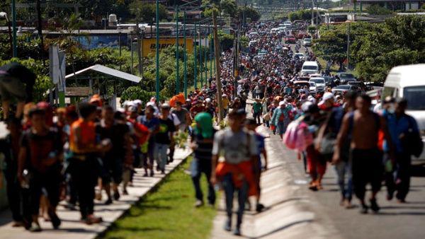 Actualmente miles de hombres, mujeres y niños se han sumado a una enorme caravana de personas que desde la República de Honduras y otras naciones centroamericanas se dirigen a la frontera con EE.UU.