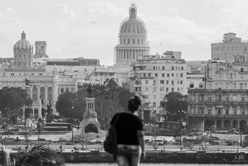 Mirando a La Habana