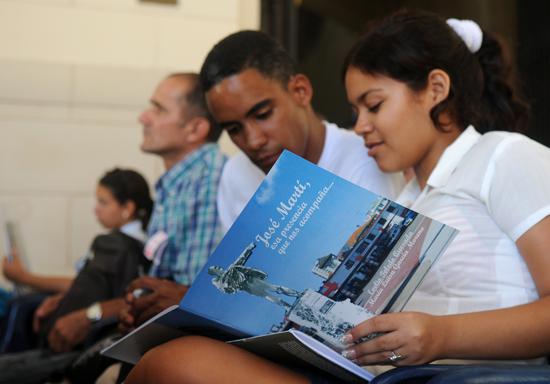 Jóvenes en evento martiano