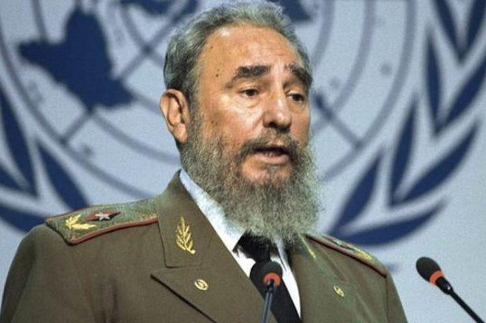 Hombre, discurso, micrófono
