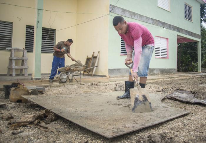 constructores en el consejo popular Lotería en el habanero municipio Cotorro