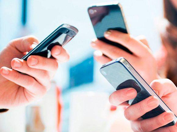 manos, teléfonos celulares