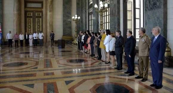 Integrantes de la Comisión Electoral Nacional que organizará y validará el referendo sobre la nueva Constitución de la República, prevista para el 24 de febrero.