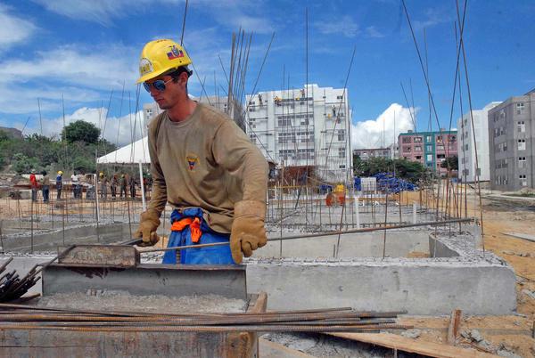 Constructor trabajando.