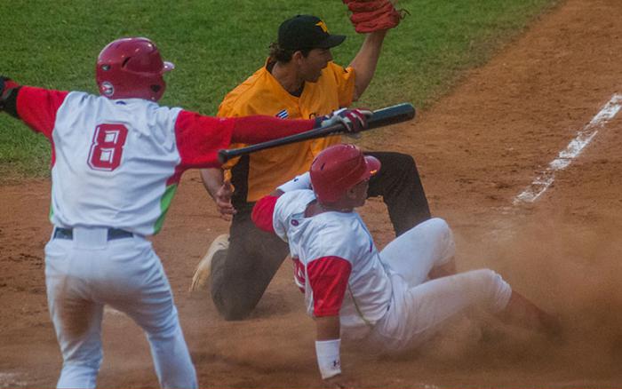 Las Tunas anotó 8 carreras, gracias a una ofensiva de 13 jits. play off 58 serie nacional de beisbol