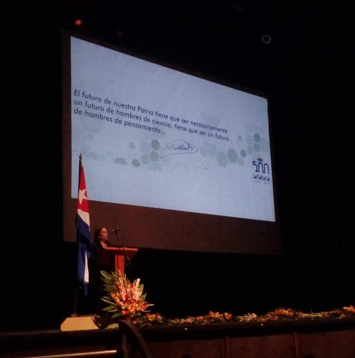 Adela Haber Vega, Delegada del CITMA en La Habana, durante el Acto por el Día de la Ciencia Cubana, en La Habana.