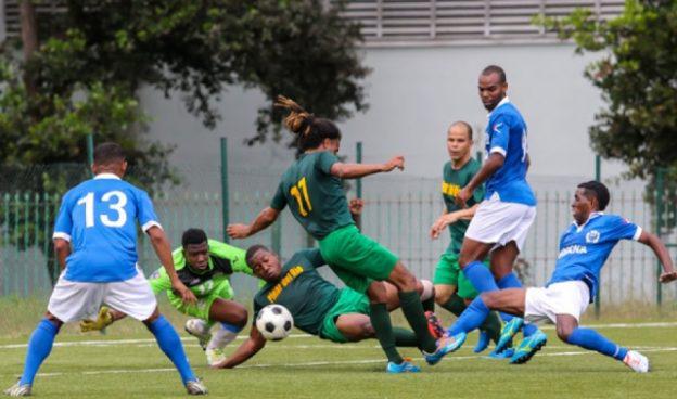 Jugadores de fútbol cubanos.