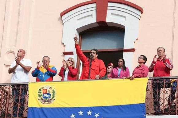 Maduro se dirige al país este miércoles desde el Balcón del Pueblo del Palacio de Miraflores. 