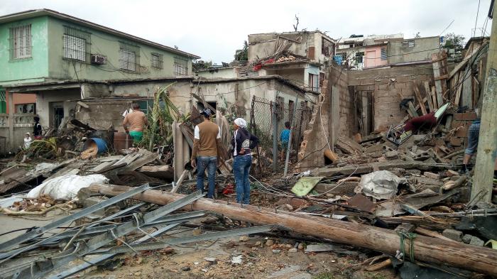 Viviendas destruidas por del tornado en Regla