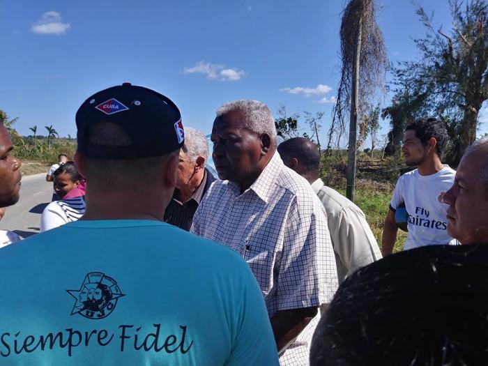 Visita Esteban Lazo zona de La Habana del Este afectada por tornado