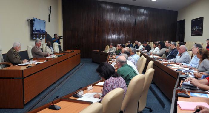 Consejo de Ministros analiza recuperación en La Habana tras tornado