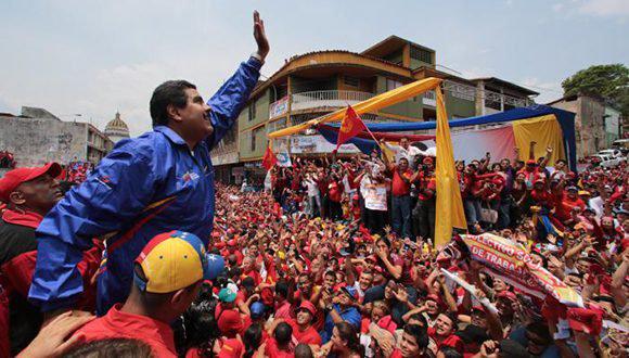 Nicolás Maduro se dirije al pueblo