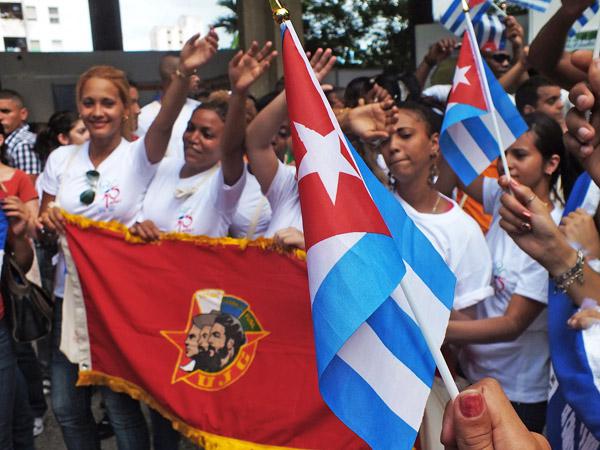 jovenes ujc bandera