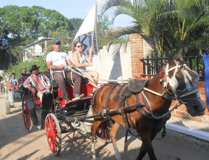 La Bandera 60 Aniversario de la ANAP continúa su periplo por distintos municipios de La Habana