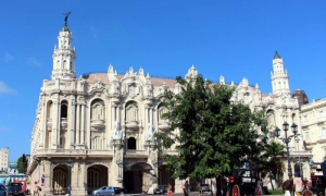 Mirando La Habana