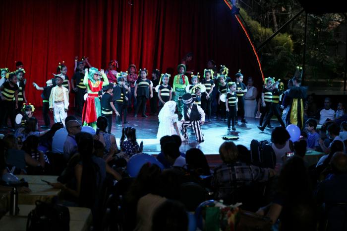 Actividad cultural de la colmenita en tropicana por el dia mundial del autismo