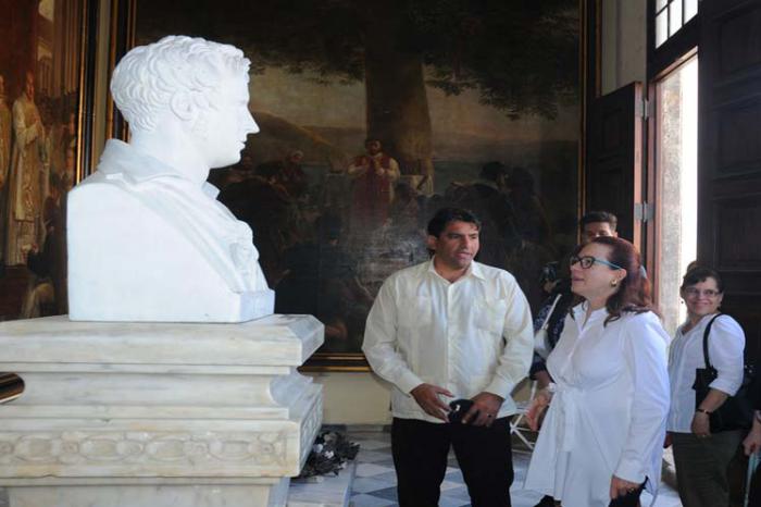 Presidenta de la Asamblea General de la ONU, María Fernanda Espinosa realizó un recorrido por el Centro Histórico de La Habana