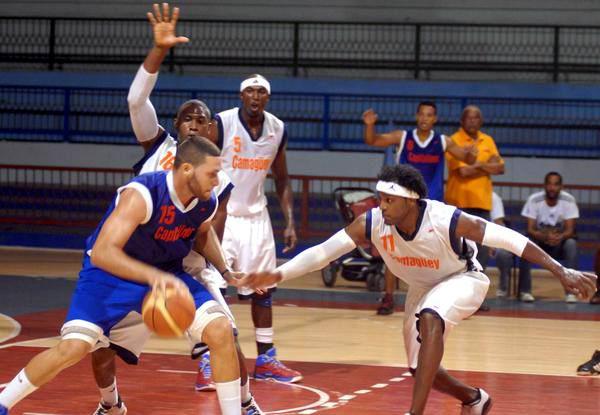 Capitalinos-Liga Superior de Baloncesto