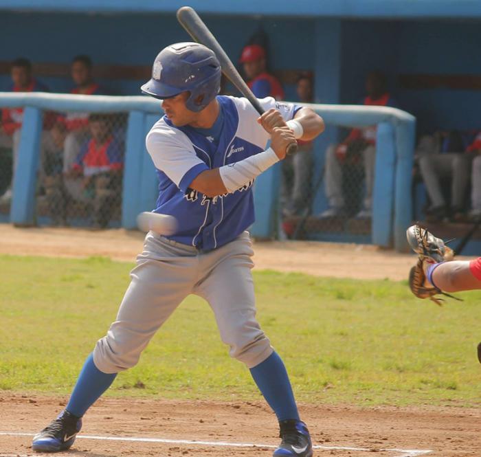 Serie nacional sub 23: Piratas vuelven a hacerle la gracia a los azules