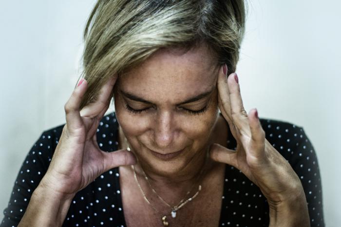 Oilda con dolor de cabeza
