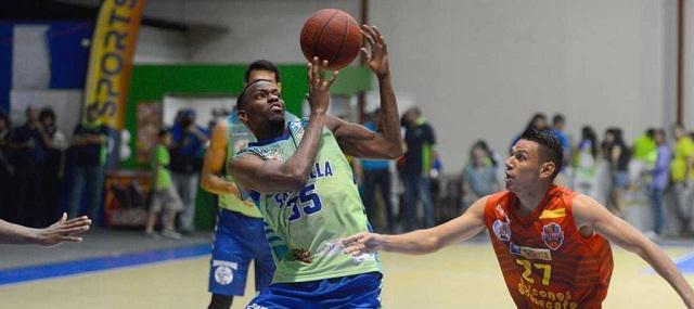Lisván Valdés basquetbolista habanero