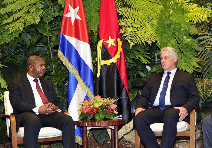 El Presidente de los Consejos de Estado y de Ministros, Miguel Díaz-Canel Bermúdez, recibió en la tarde de este lunes al Presidente de la República de Angola, excelentísimo señor Joao Manuel Gonçalves Lourenço, quien realiza una visita oficial a Cuba.