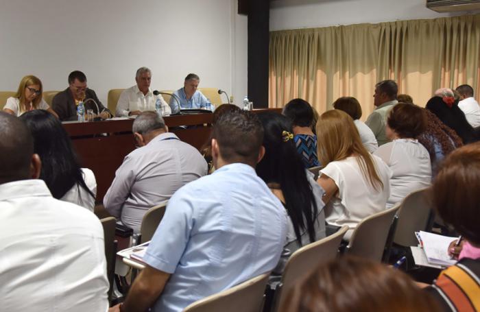 Sesiona comisión parlamentaria de Asuntos Económicos