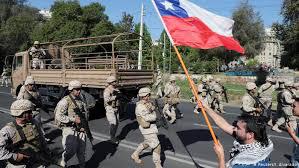 Democracias de toques de queda, tanques y bayonetas