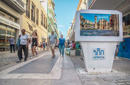 El Bulevar de San Rafael se extiende por cinco cuadras del municipio de Centro Habana conectando dos populares arterias: Galiano y Prado