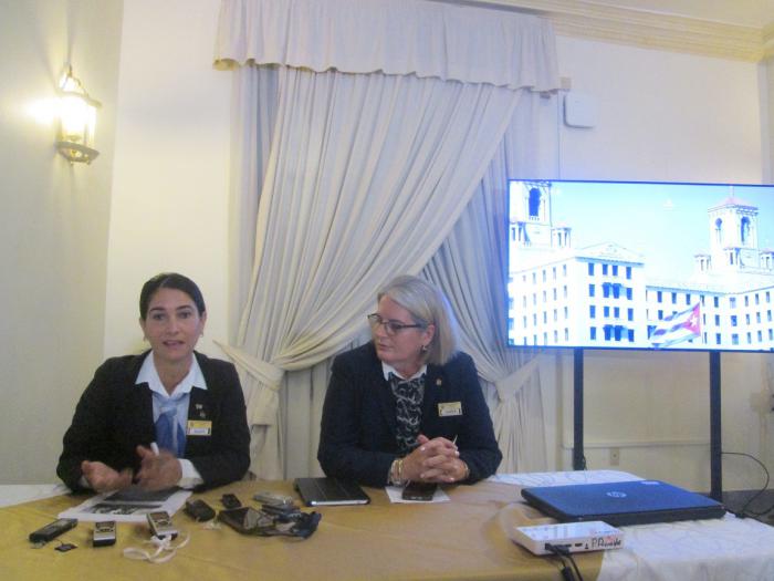 Conferencia en el Hotel Nacional de Cuba donde se presentan actividades de la instalación por el aniversario 500 de La Habana