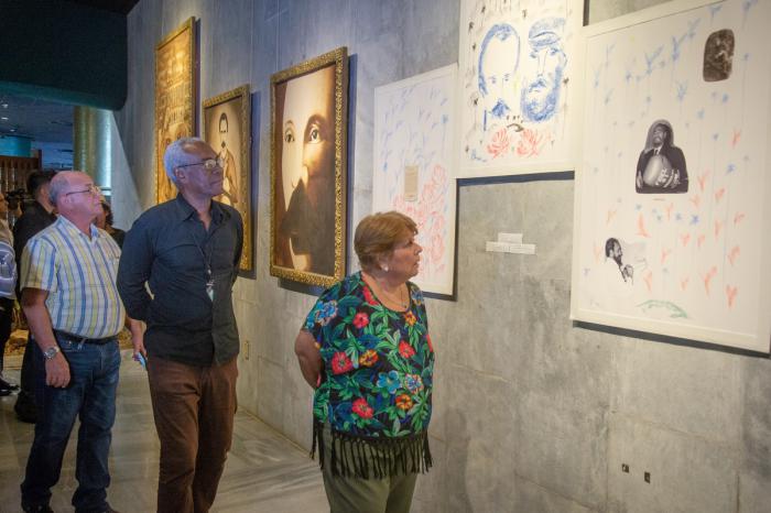 Obras de varios artistas expuestas en el Memorial José Marti
