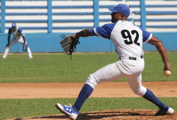 Andy Rodríguez, pitcher