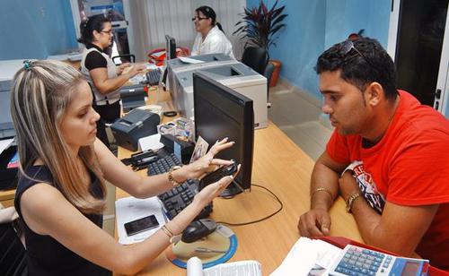 Clientes de la telefonía fija deberán renovar sus contratos