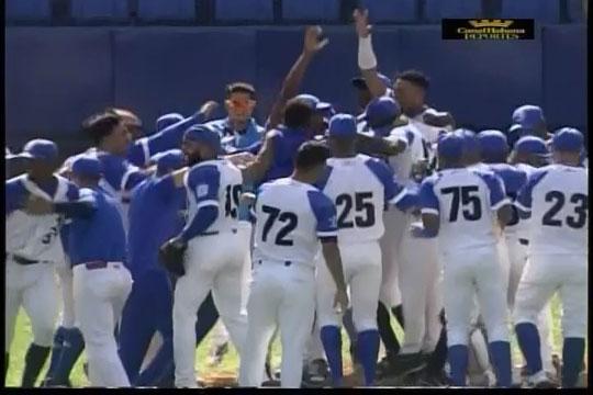 Industriales clasifica a los play off