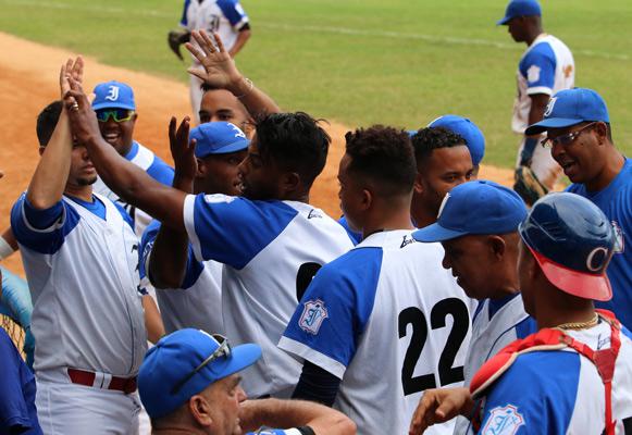 Industriales, pelota, béisbol

