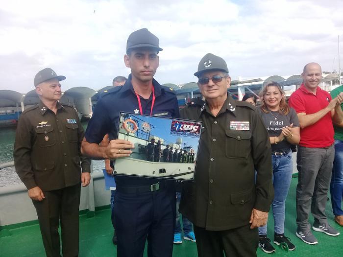 Delegado directo del minint a onceno congreso ujc