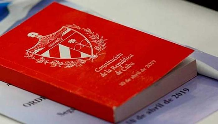 Evalúan biografías de candidatos a gobernadores y vicegobernadores