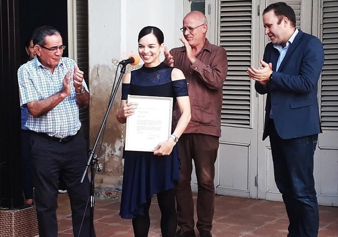 Viengsay Valdés recibe felicitación de Raúl Castro