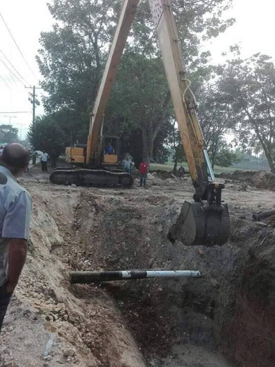 Aguas de La Habana trabaja en reparación de avería en conductora de combustible que afectó suministro de agua a varios municipios de la capital