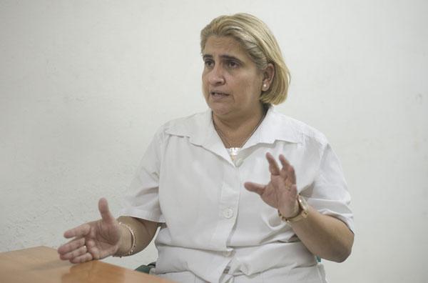 Doctora Yadira Olivera Nodarse, Subdirectora Provincial de Salud y directora del Centro Provincial de Higiene, Epidemiología y Microbiología de La Habana