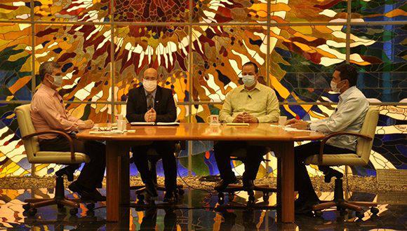 Mesa Redonda contra la COVID-19