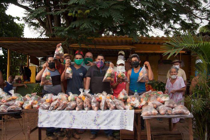 El censo reveló 122 ancianos que viven sin compañía. Sin embargo, el número de bolsa siempre supera esa cifra para asistir a otros necesitados que puedan aparecer.