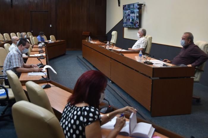 Gobierno  ante la COVID-19, grupo temporal de trabajo para la prevención y el control del nuevo coronavirus.