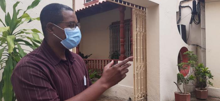 Doctor Carlos Alberto Martínez Blanco, director provincial de Salud en La Habana