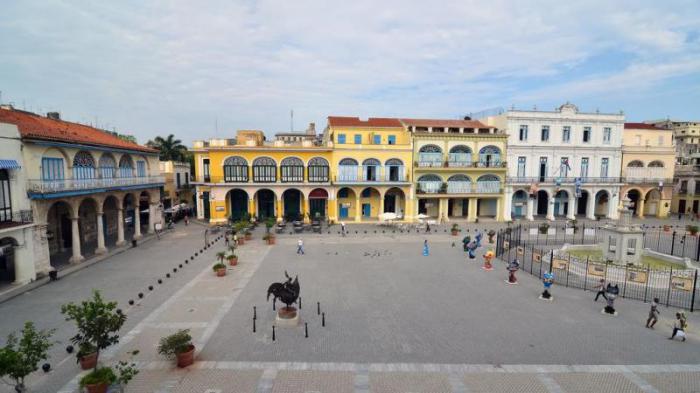 Plaza Vieja en La Habana Vieja