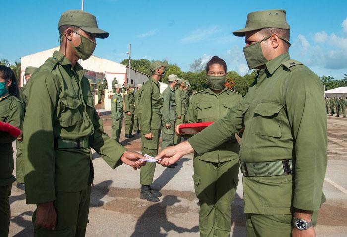 Jóvenes soldados del Ejército Occidental