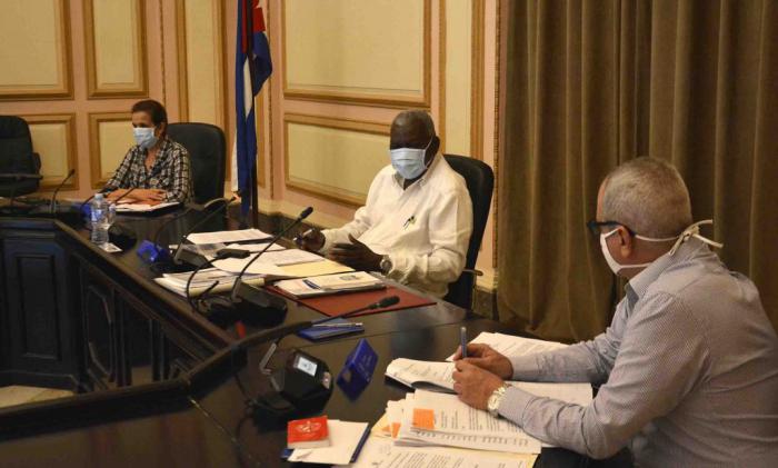 Esteban Lazo Hernández en reunión del Consejo de Estado de la República de Cuba