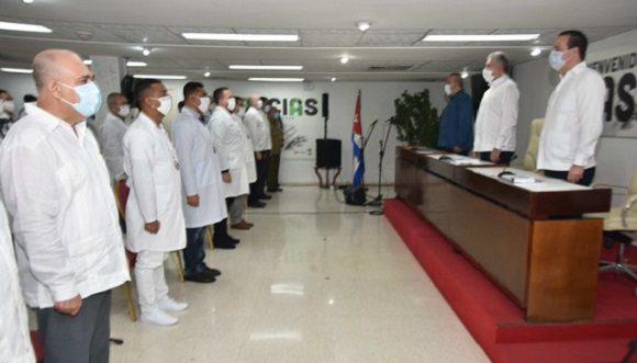 Miguel Díaz-Canel se reunió con médicos que regresaron de Lombadía