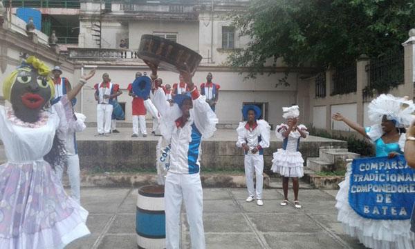 Comparsa tradicional Componedores de Batea